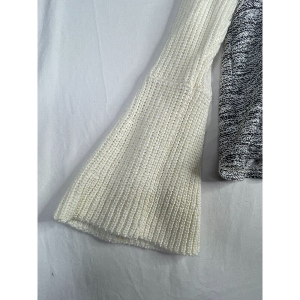Anthropologie Dolan Textured‎ Bell Sleeve Sweater size XS Gray/White - Picture 5 of 8